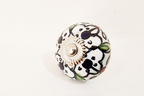 Ceramic black beautiful moroccan design 4cm round door knob BN k6a