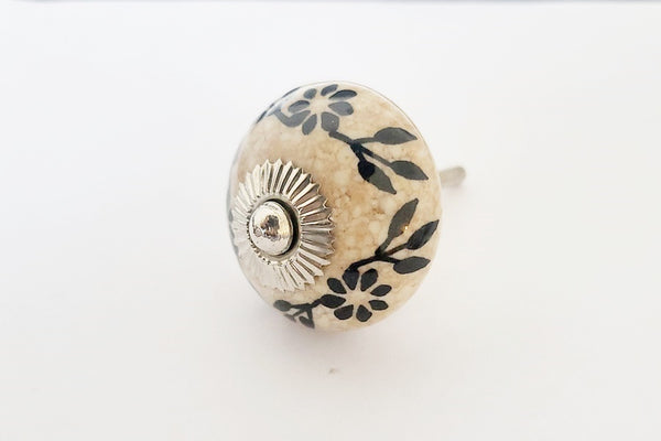 Ceramic black burnt off-white floral beautiful 4cm pumpkin door knobs G6