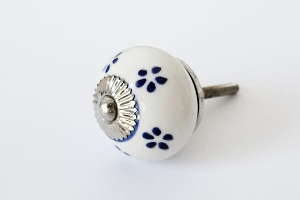 Ceramic blue delicate floral 4cm round door knobs C8b