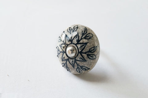 Ceramic grey black embossed leafy design beautiful 4cm round door knobs d19c