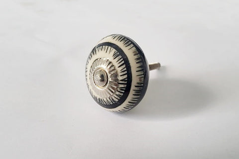 Ceramic black white cream unique design 4cm pumpkin door knobs RC14