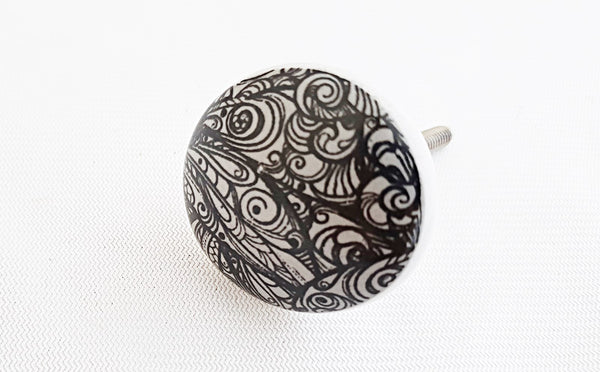 Ceramic black intricate design printed 4cm round door knob D1e