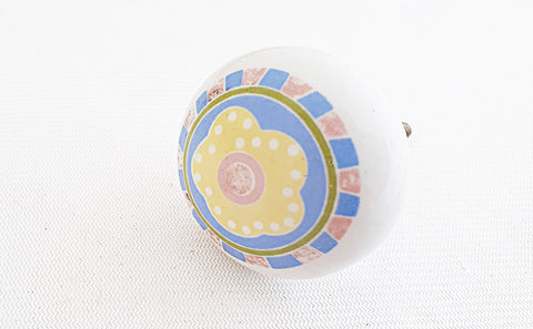 Ceramic baby pastel printed floral 4cm door knob E3