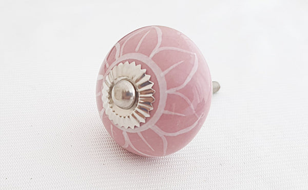 Ceramic shabby chic pink white floral design 4cm round door knob