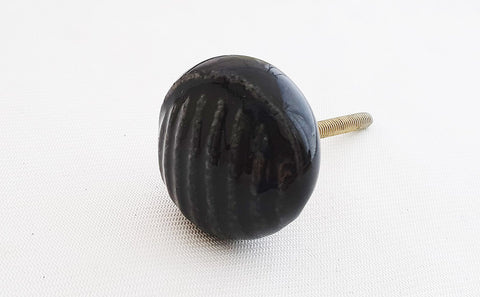 Ceramic vintage style black embossed 4cm round door knob d18b