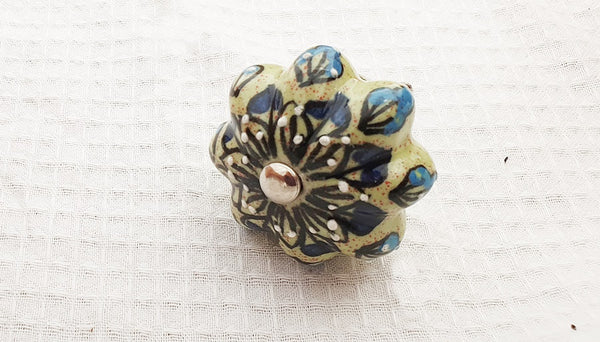 Ceramic ocean colors green blue tones pumpkin embossed 4cm door knob