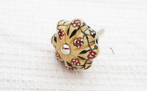 Ceramic nougat red delicate floral pumpkin embossed 4cm door knob