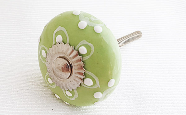 Ceramic shabby chic apple green embossed 4cm round door knob